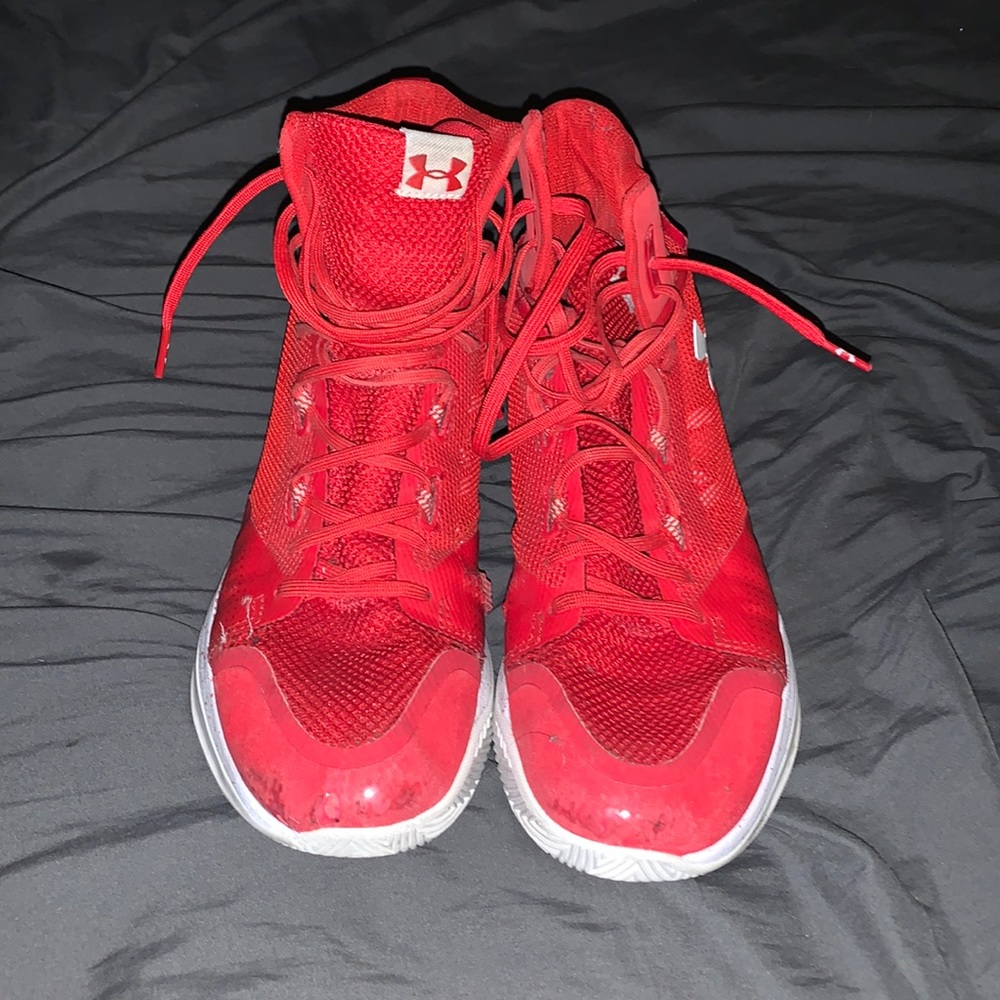 Women’s Under Armour Red VolleyBall Shoe / Size 12